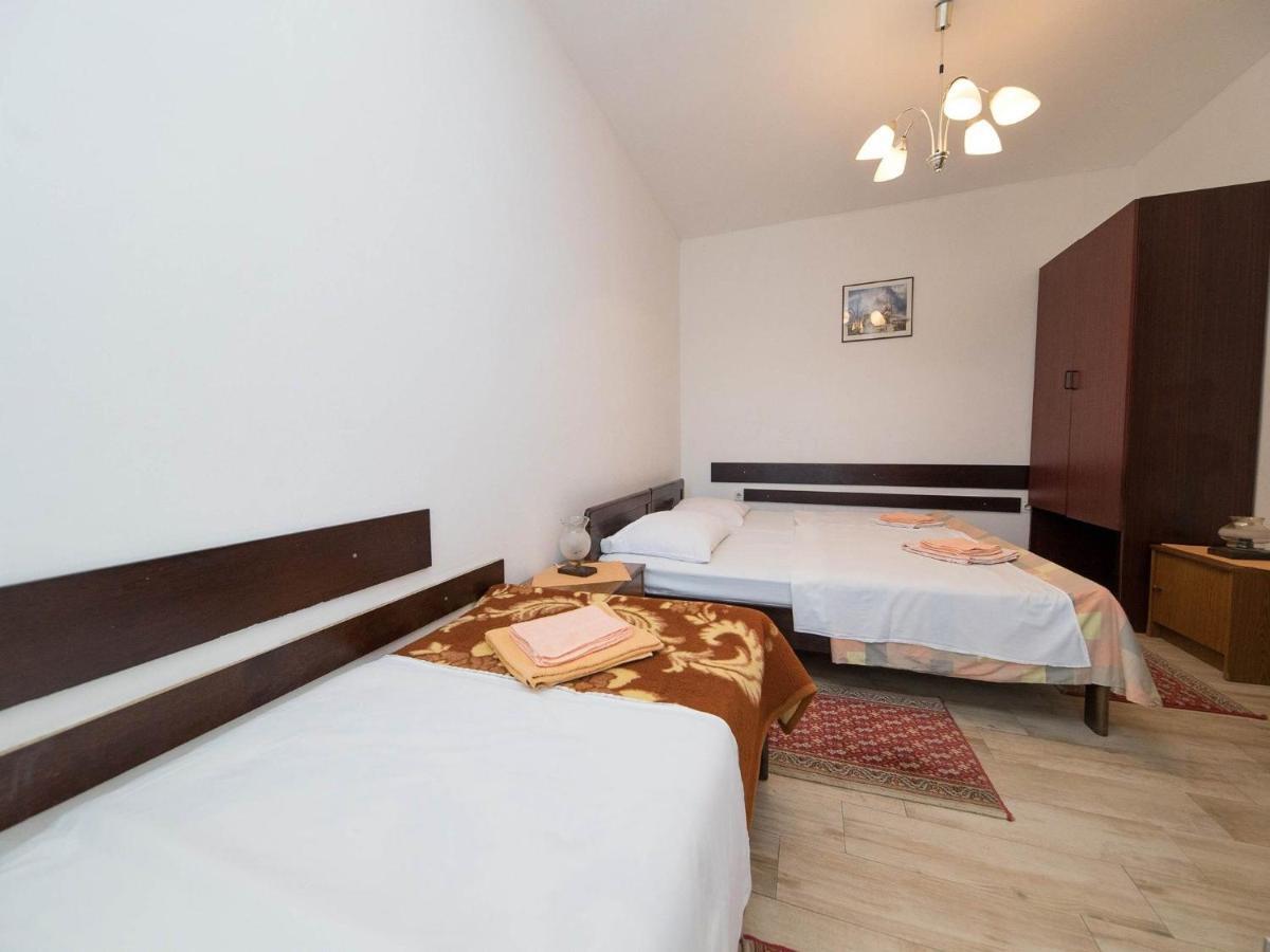 Apartments Biserka Crikvenica Exterior foto